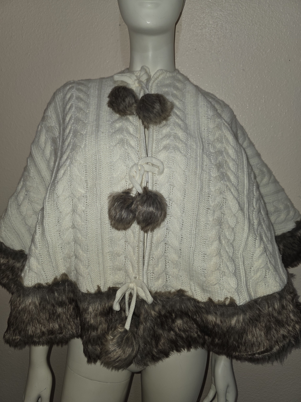 Cable Knit Ivory Poncho with Faux Fur Trim and Pom-Tie Closure